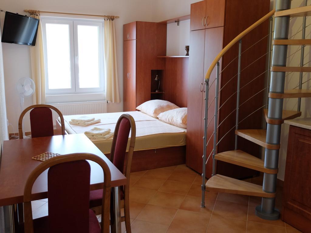 Apartments Sunce Brna Quarto foto