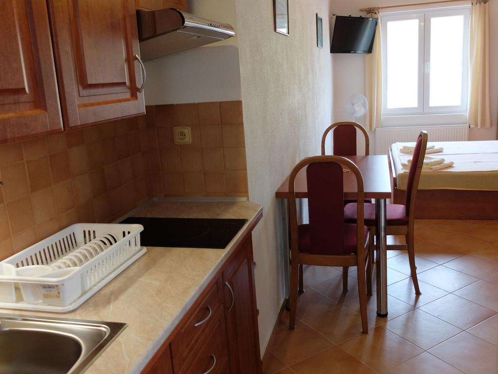 Apartments Sunce Brna Quarto foto